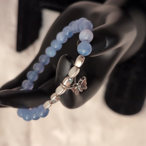 Blue Beaded Bracelet with Silver Toned Butterfly Bead Focus - Picture 3 of 8